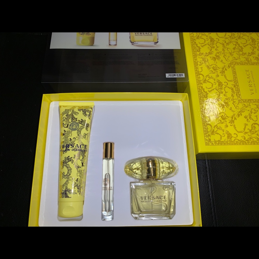 Versace yellow diamond 3pc gift set